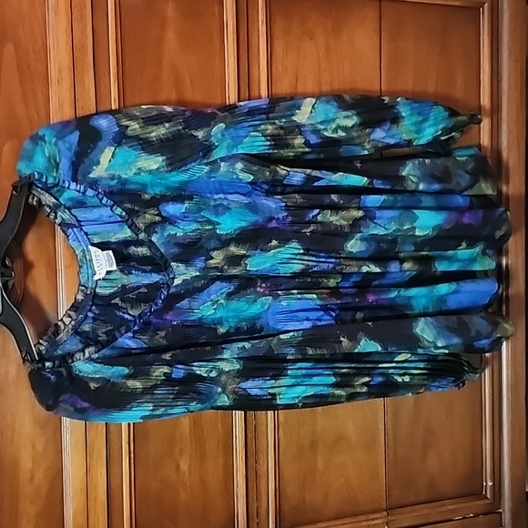 ALLISON TAYLOR Accordian Top Size L - Picture 2 of 7